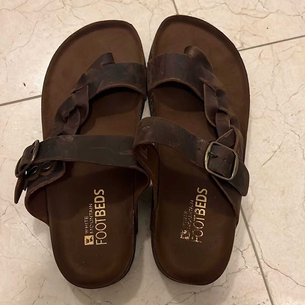 Sanders brown leather